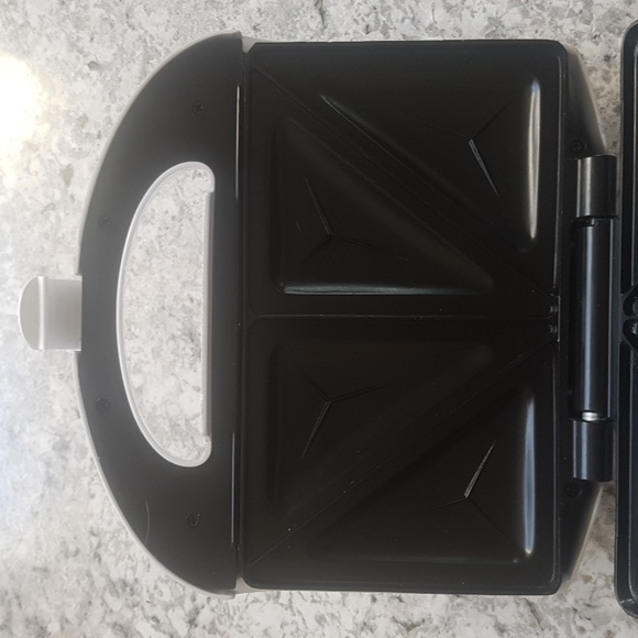 Masterchef Sandwich Maker (Model 043-1150-4) - Picture 6 of 8